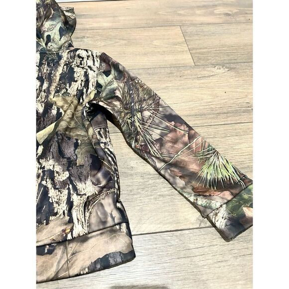 Kids under armor camo sweater - Picture 9 of 10